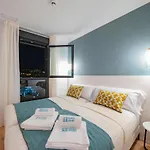 דירה Cubo's Luxury Urban Sky 12 *
