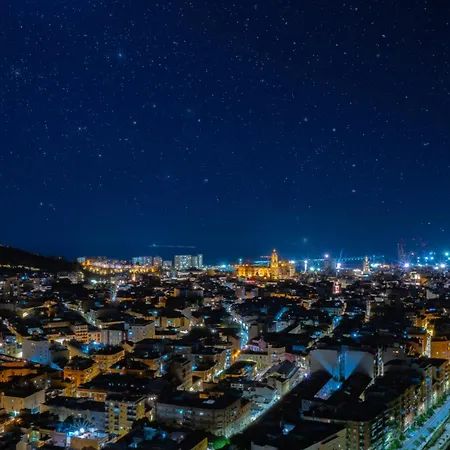 Apartament Cubo's Luxury Urban Sky 12 Malaga
